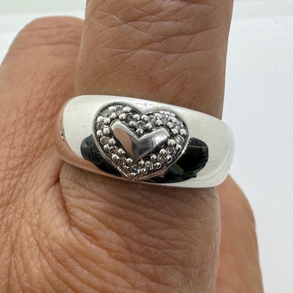Affinity Diamond Heart Ring size 8 Sterling Silver .10 ct tw Dome Band - Picture 4 of 10